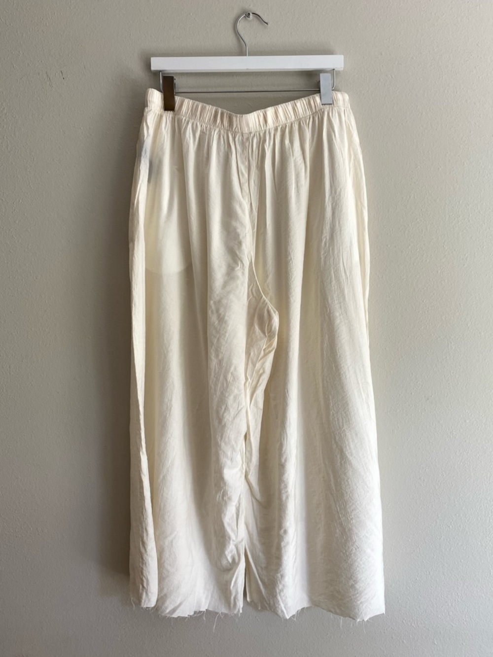 Urban Outfitters Wide Leg Flowy Drawstring Pants Cream Size Large Raw Hem - Picture 7 of 8